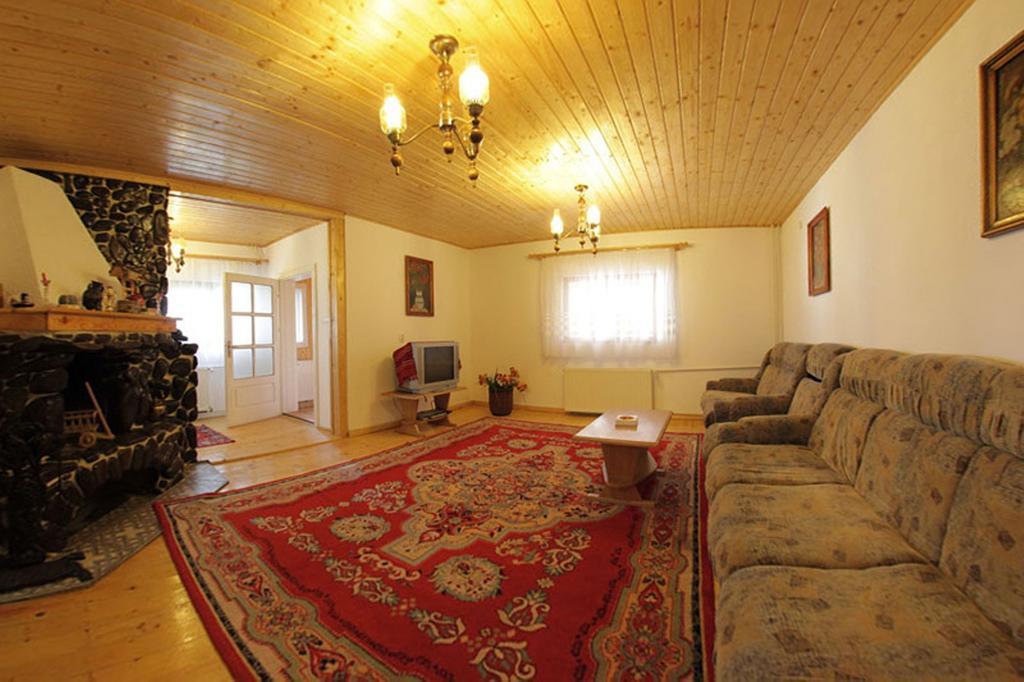 Pensiunea Flori De Camp Vatra Dornei Exterior photo